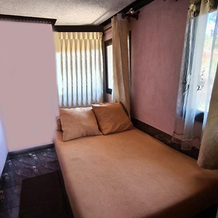 Hotel Restaurant Le Miamiam Glouglou Ambositra Екстер'єр фото