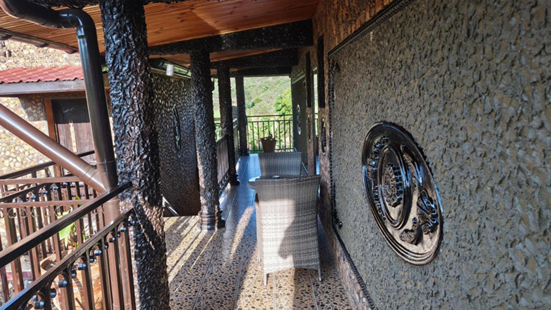 Hotel Restaurant Le Miamiam Glouglou Ambositra Екстер'єр фото